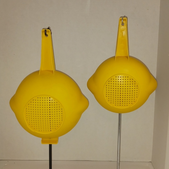Tupperware Yellow Colanders (2), VTG, EUC - Picture 1 of 6